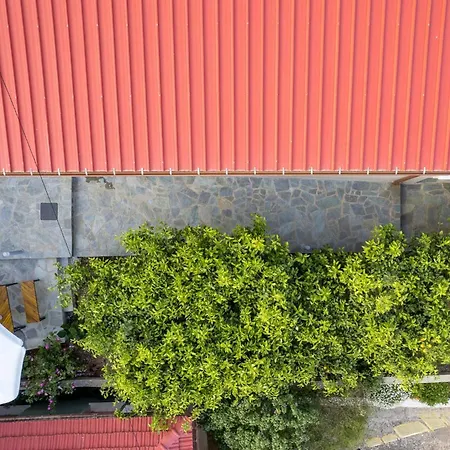 וילה V&v Boutique *